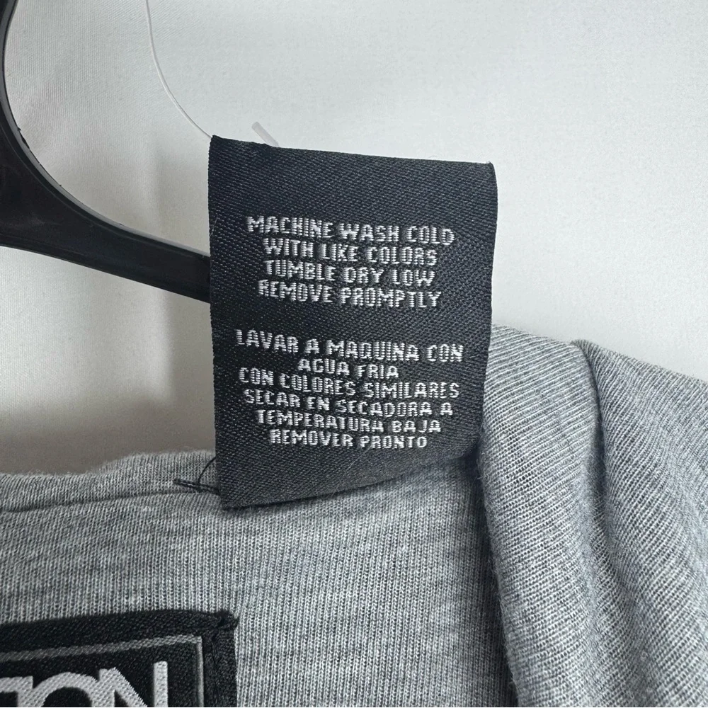 NWT Distortion Kids Medium (10/12) Water Resistant Raincoat - Black Grey Lining‎